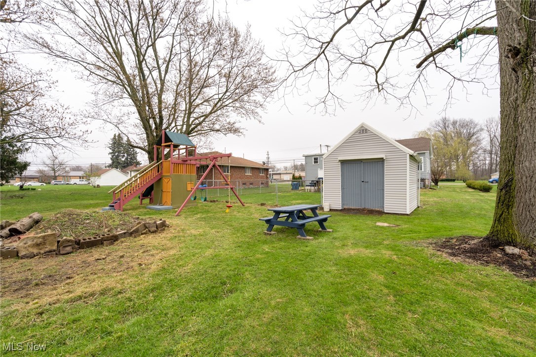 160 Cooper Foster Park Road, Lorain, Ohio image 47
