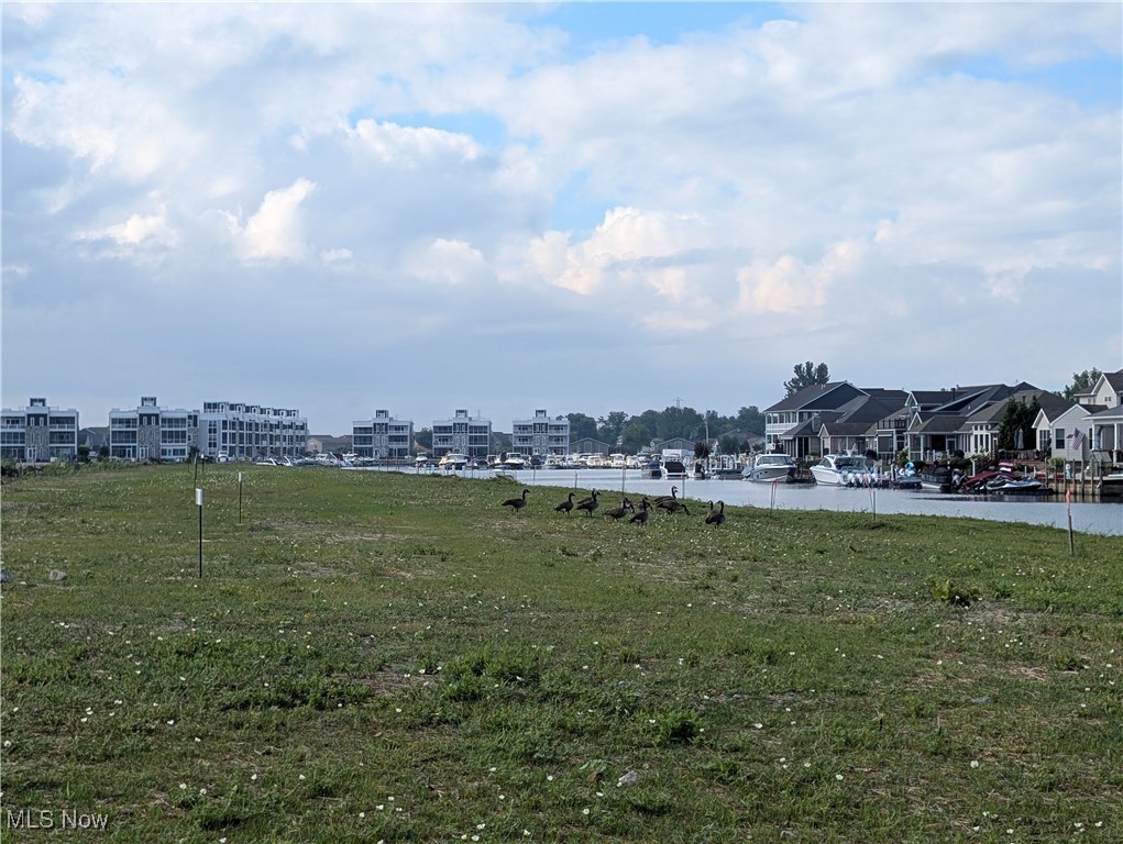 Marblehead Estates & Yacht Club - Land