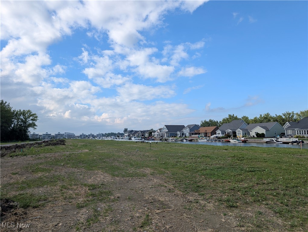 Marblehead Estates & Yacht Club - Land