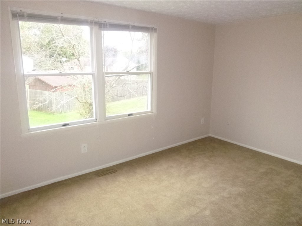 Broken Fence Estate #4 - Residential Lease