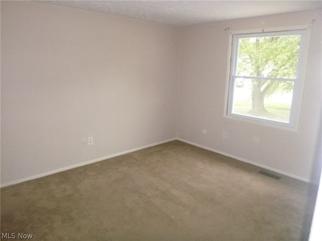 Broken Fence Estate #4 - Residential Lease