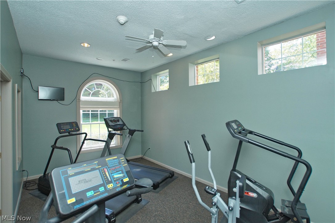 Fox Hollow/Woodhawk Condo - Residential
