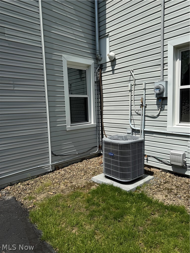 Mcdonald-Niles Realty Co - Residential