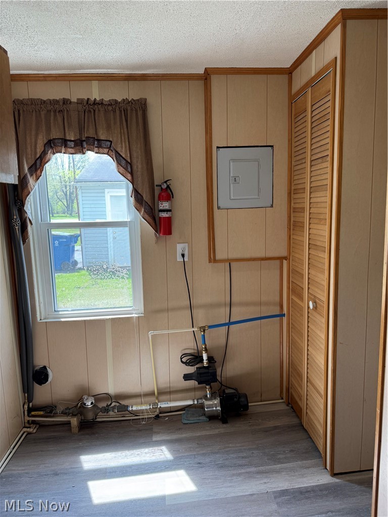 Mcdonald-Niles Realty Co - Residential