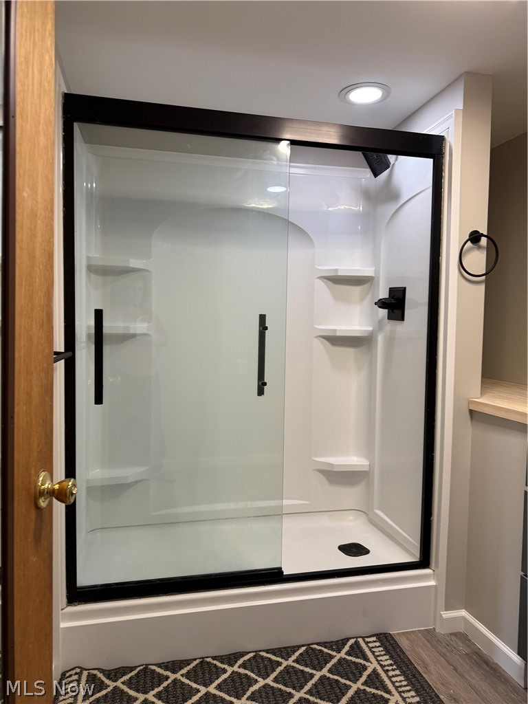 Mcdonald-Niles Realty Co - Residential