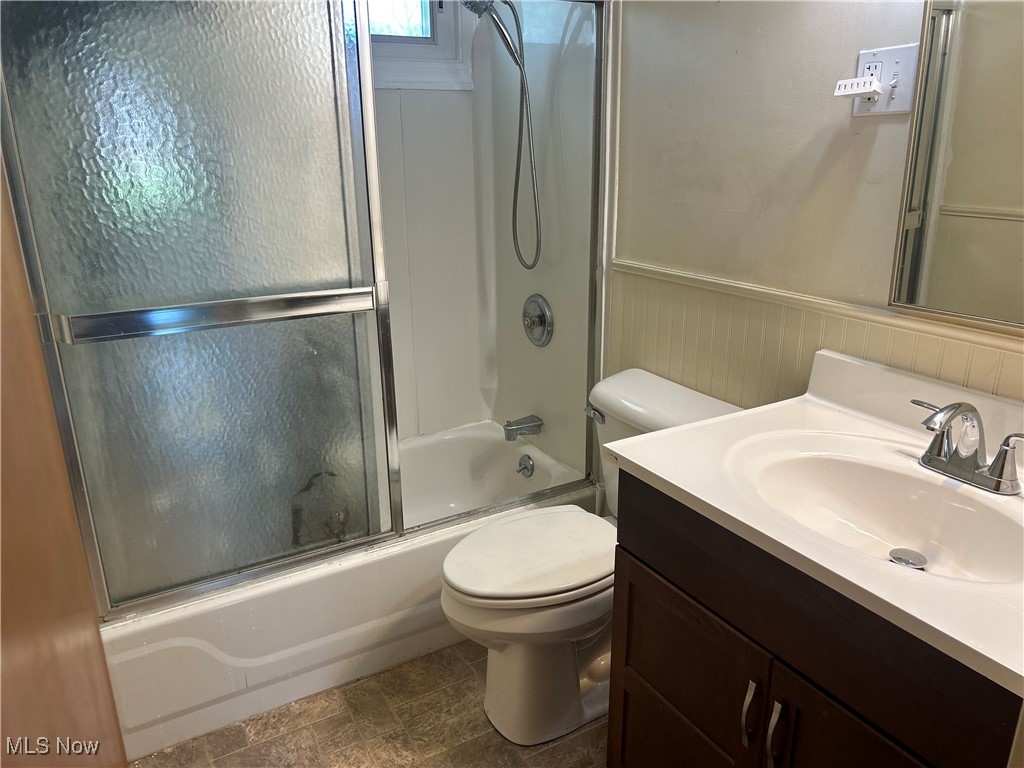 14584 Dean Court, Burton, Ohio image 16