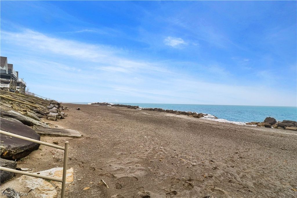 Photo of 4319 Shore Drive, Lorain, OH 44053 (MLS # 5191438)