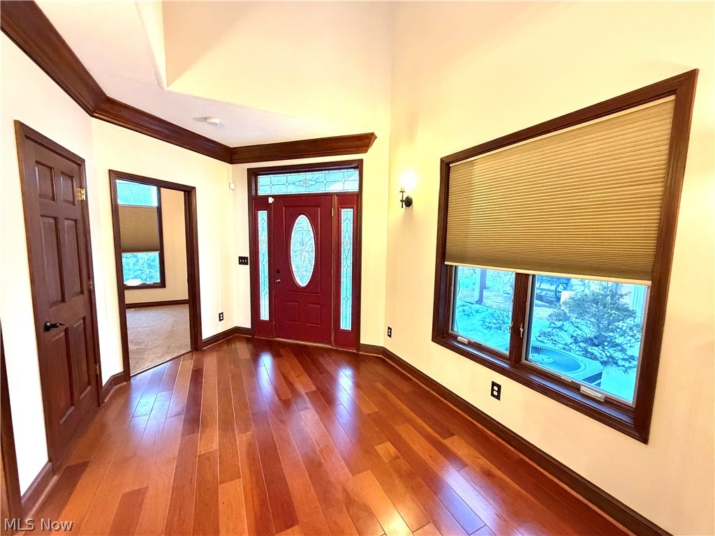 La Cote De Lac Condo Ph 03 - Residential