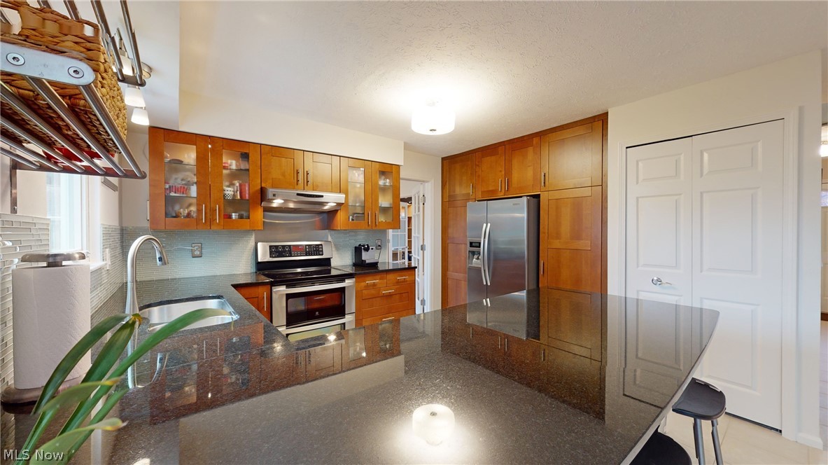 Sandy Rdg 11 - Residential