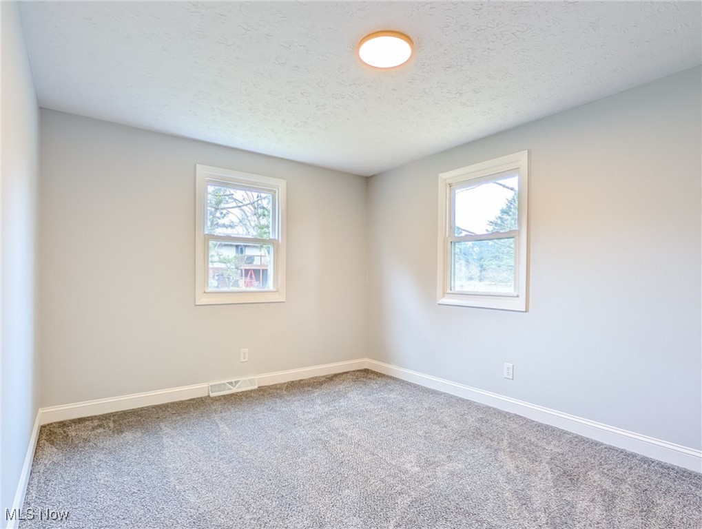 1091 Peony Street, Hartville, Ohio image 35