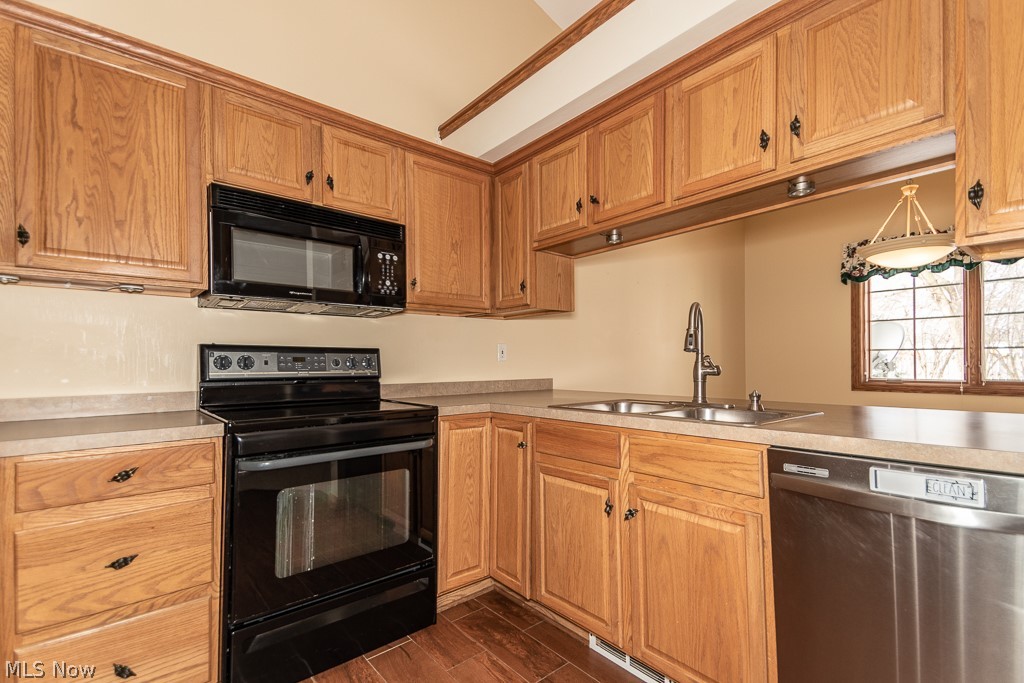 Legend Trail Village Condo - Residential