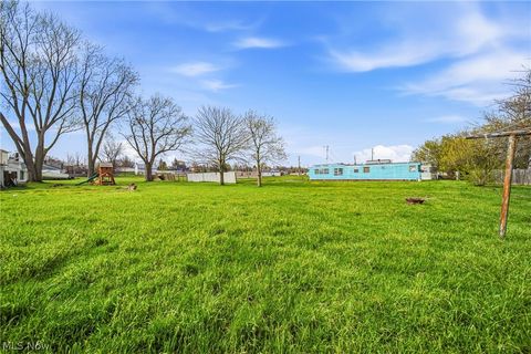 Tiny photo for 3203 Court Street, Ashtabula, OH 44004 (MLS # 5202834)