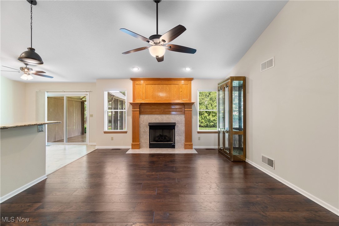 9729 Emerald Brook Circle, Canal Fulton, Ohio image 12