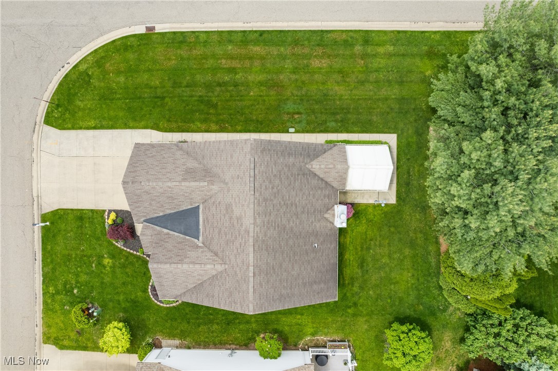 9729 Emerald Brook Circle, Canal Fulton, Ohio image 30