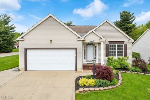 9729 Emerald Brook Circle NW, Canal Fulton, OH 44614 - MLS#: 5123227