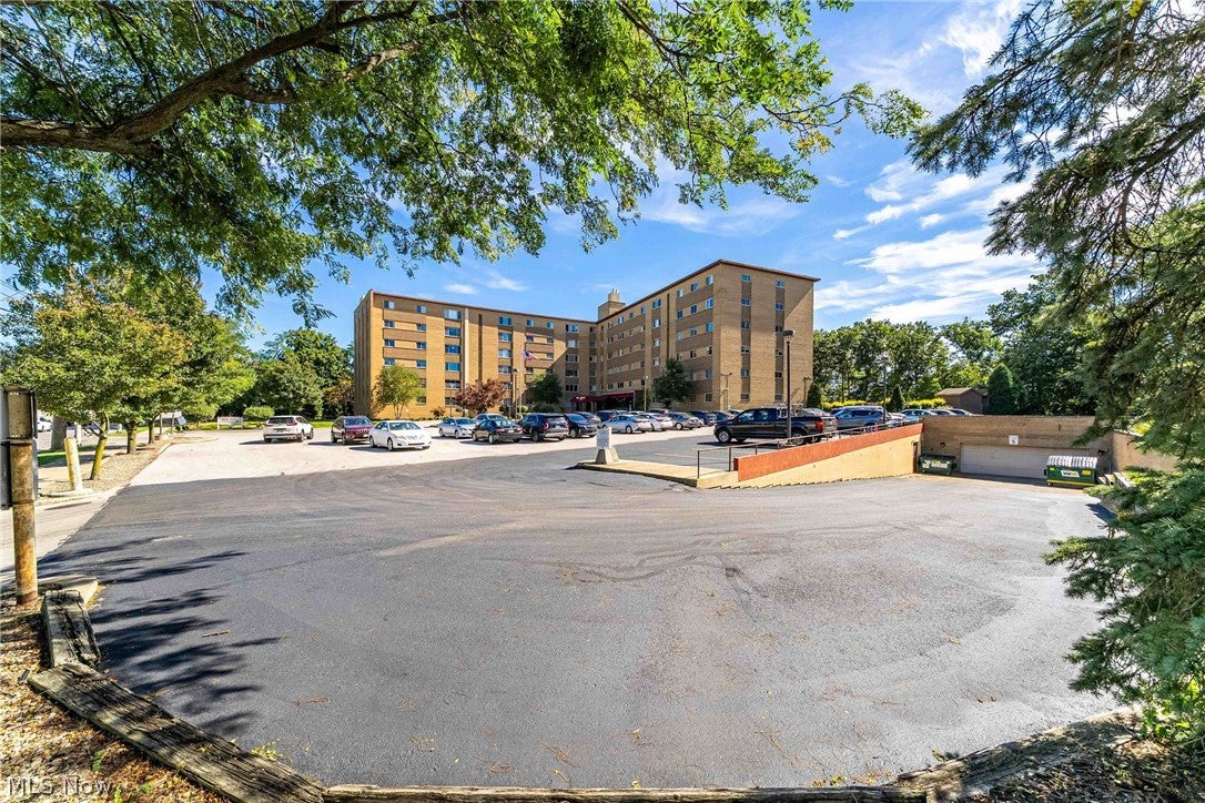 18501 Hilliard Boulevard 413
