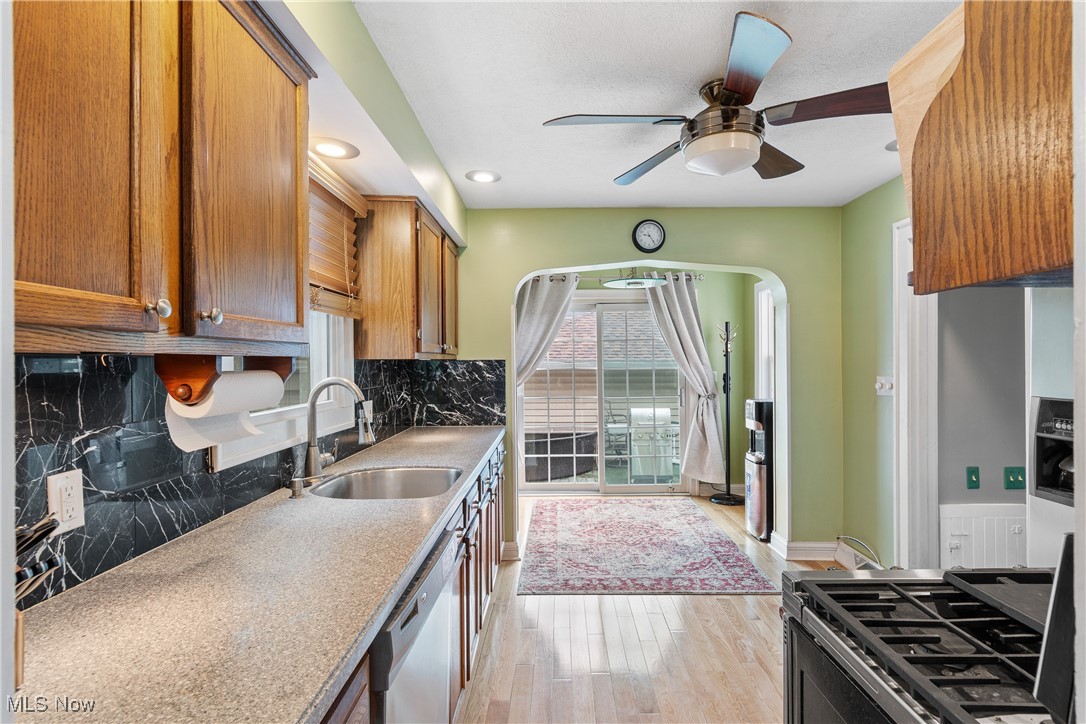 4523 S Hills Drive, Cleveland, Ohio image 13