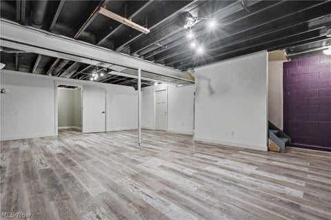 Tiny photo for 103 Saw Mill Bend, Chardon, OH 44024 (MLS # 5239641)