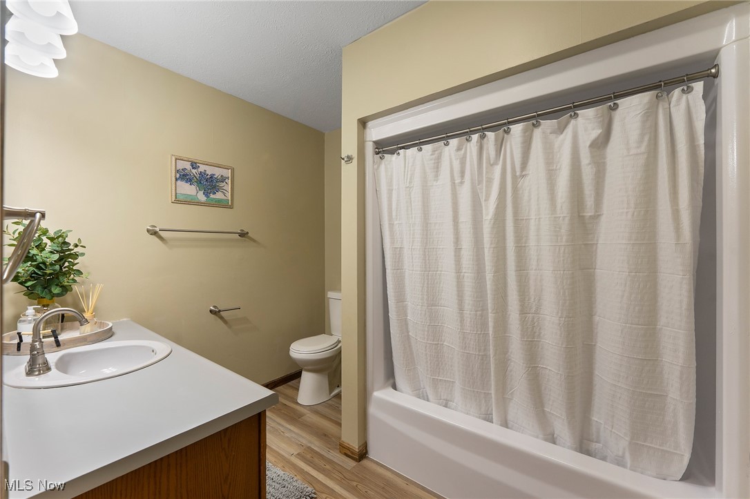 520 Stonybrook Lane, Canfield, Ohio image 20