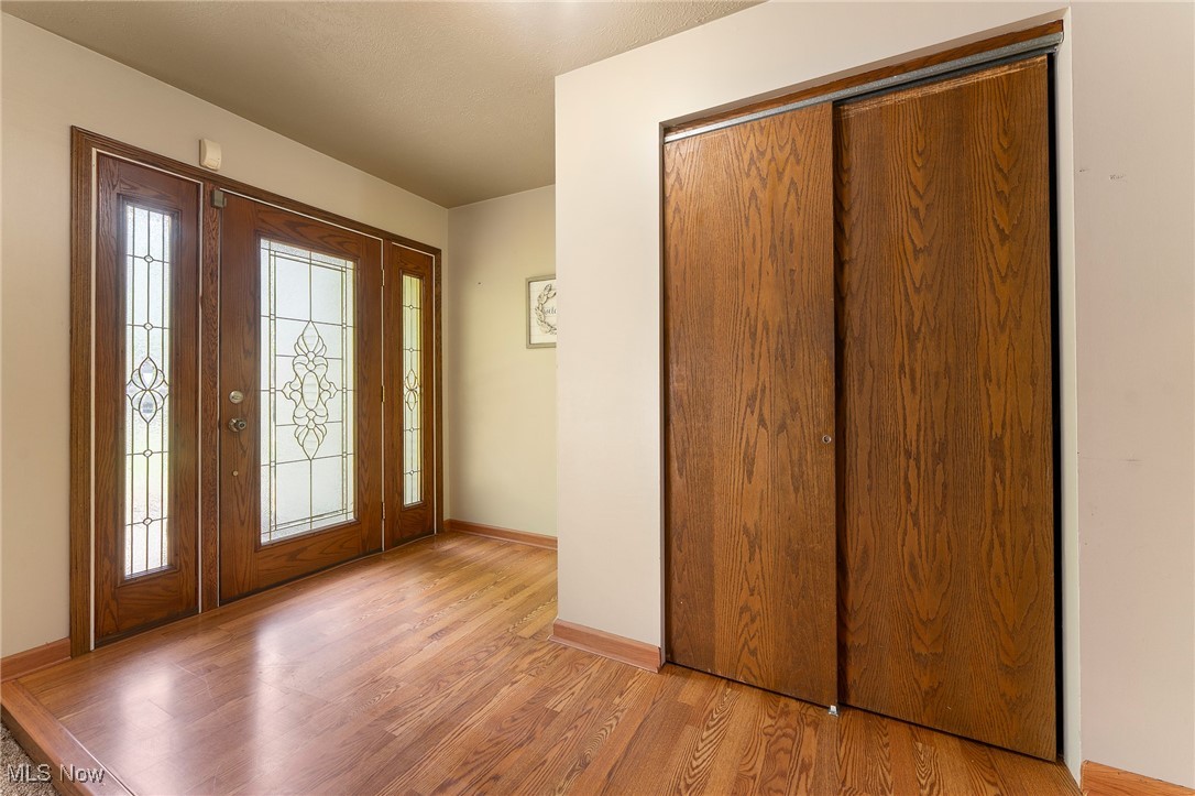 520 Stonybrook Lane, Canfield, Ohio image 4