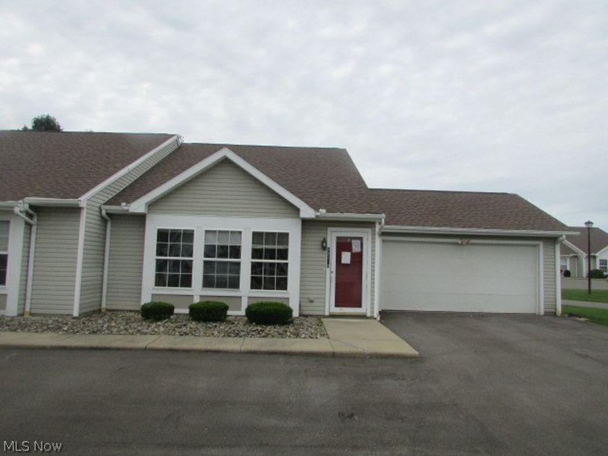 Condo with 2 bedrooms and 2 full baths, large loft area, open living room and kitchen living. End unit with a 2 car attached garage, private fenced in patio area.All offers must be submitted by the Buyer's agent via the website provided. If your offer is accepted, you agree to be responsible for an offer submission technology fee of $150.00. The fee will be included on the closing disclosure and paid at the closing of the transaction. To submit your buyer's offer, simply click the link below.