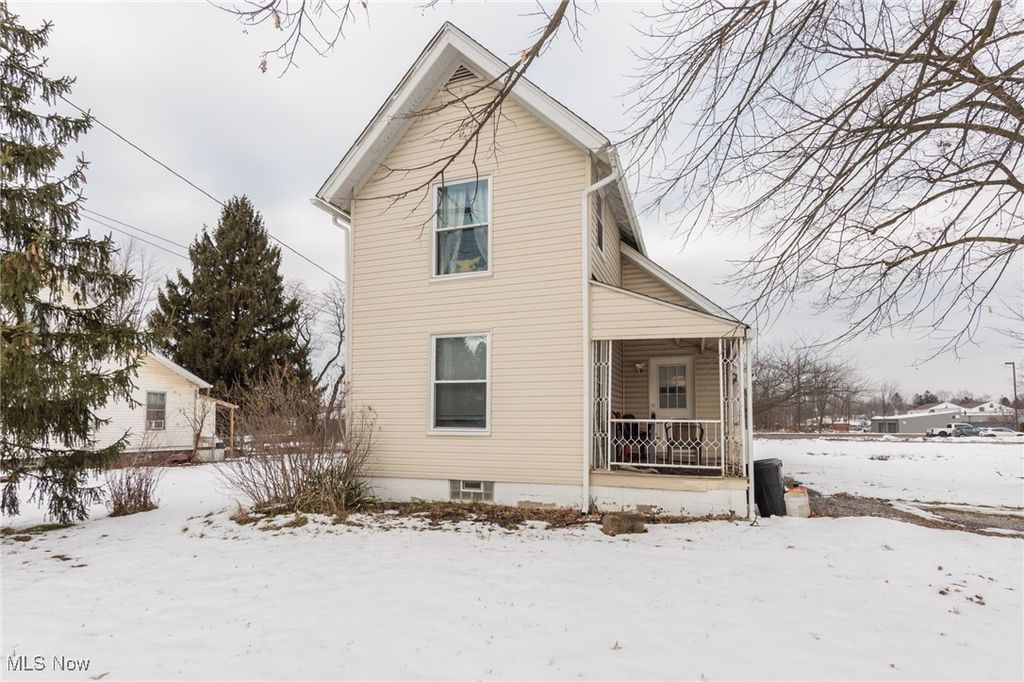 Photo of 21082 Westwood Drive, Strongsville, OH 44149 (MLS # 5177799)