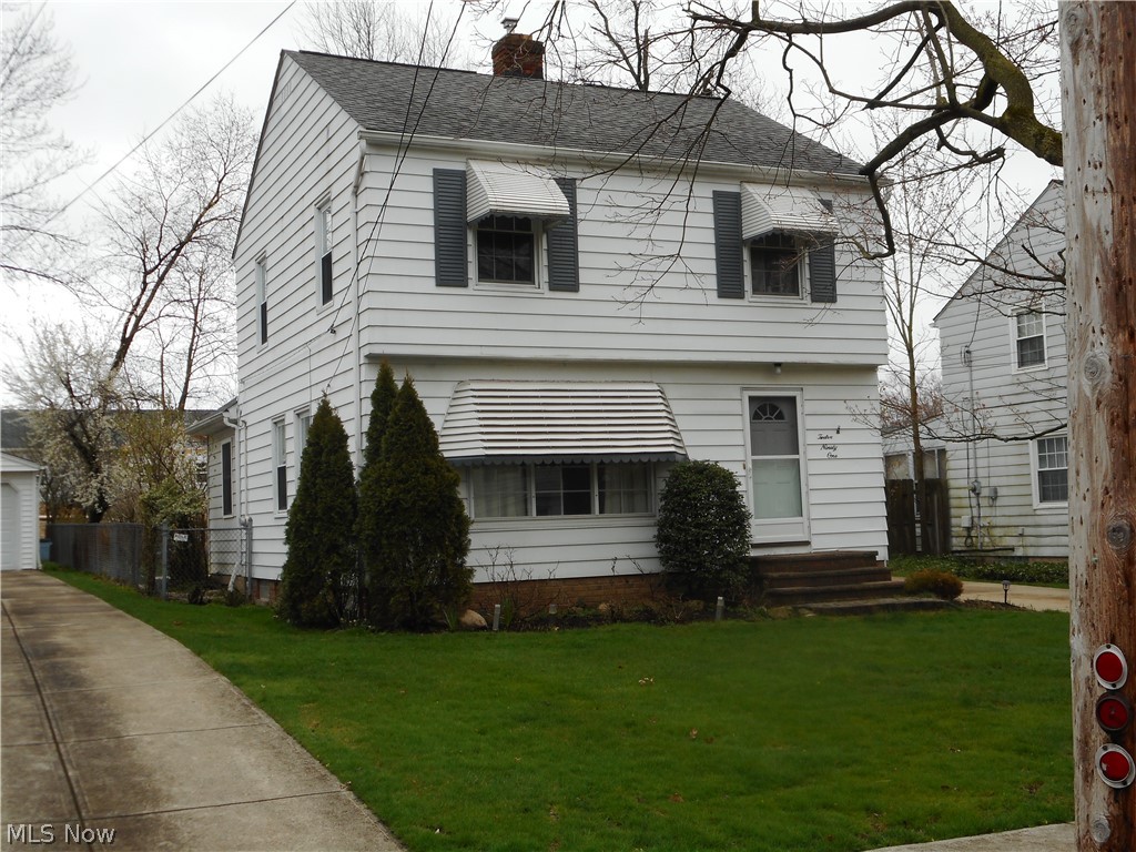 !ST Floor Family Rm. opens onto patio (audio system is for patio speakers that are staying) Full fenced rear yard (lot size 50'x150') This 1320 sq ft Colonial offers 3 bedrooms, 1 full bath on 2nd floor, Formal dining rm, Eat-n-kitchen. Finished rec rm and half bath in lower level. New laminate wood flooring on 1st floor, carpet on 2nd floor. There is hardwood under all flooring,except the 1st fl family rm. Roof is 8 yrs old. Within last 2 years new hot water tank, furnace, april aire, Central air, Stove, Fridge & electric panel.
Construction going on behind home will be having a row of pine trees. that will act like a divider between the property, once weather breaks & landscaping can be started.