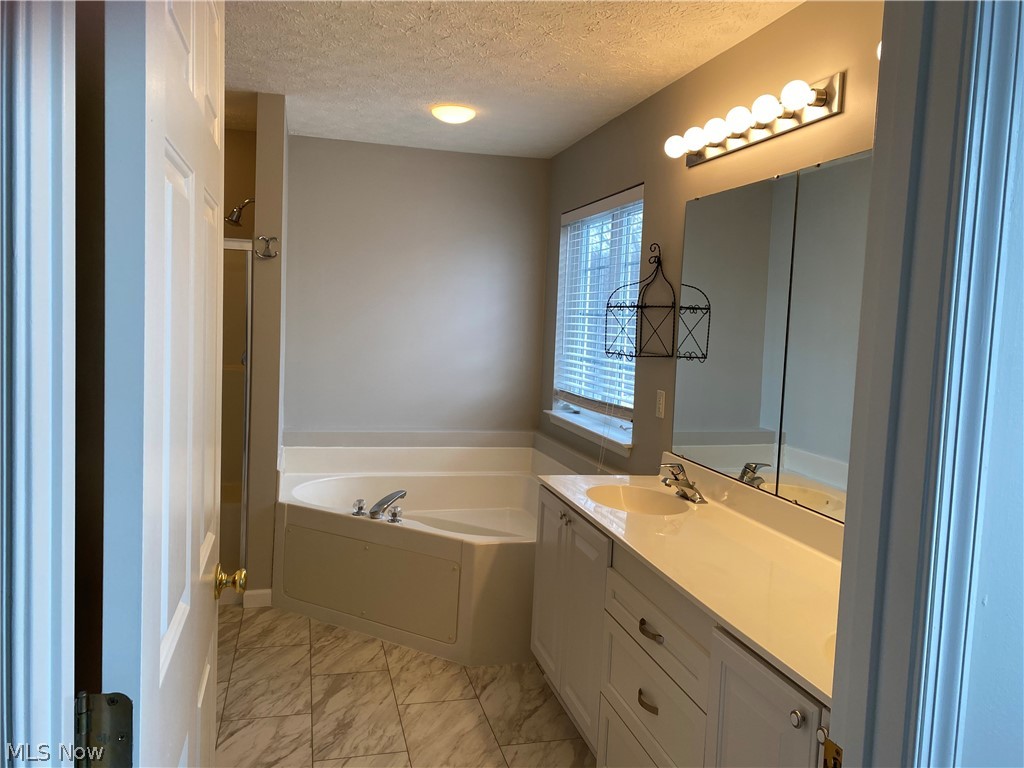 Falls Pointe Ph 05 - Residential