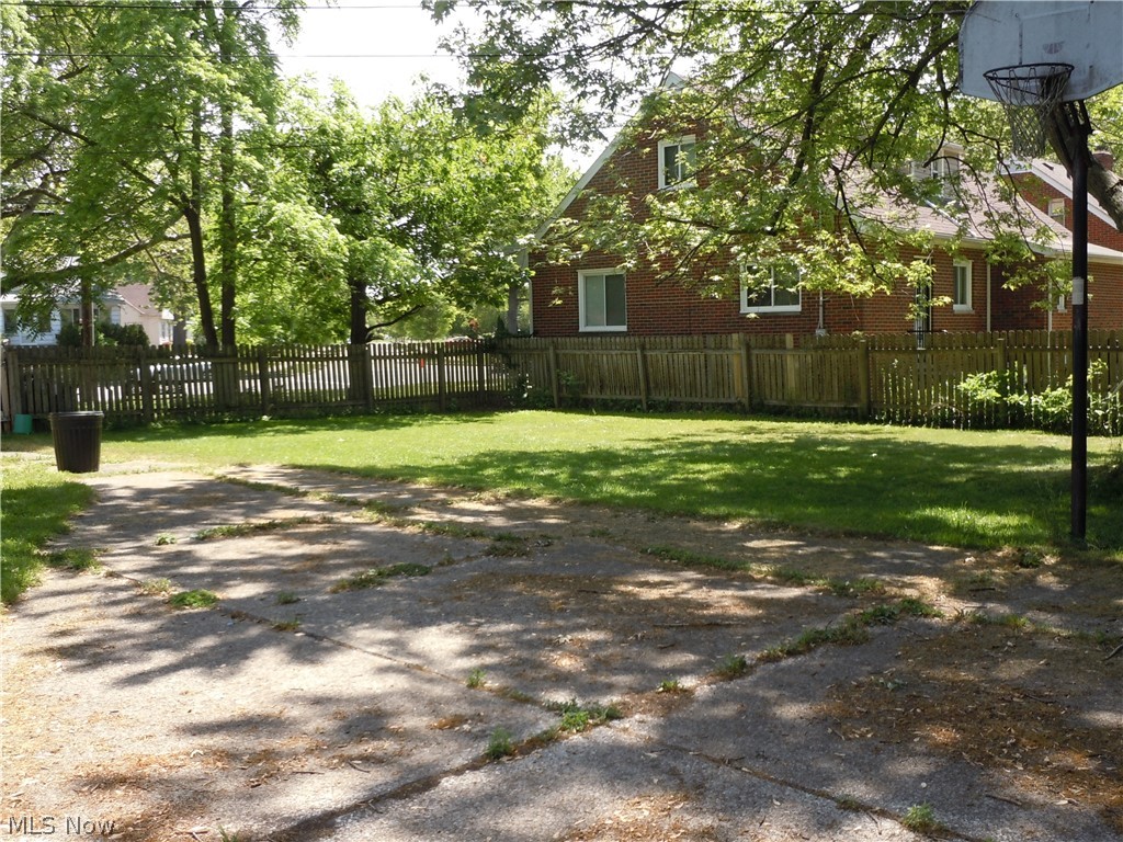 Utopia Beach - Residential