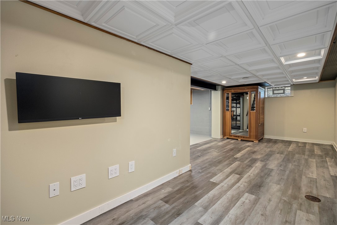 Olmsted 06 - Residential