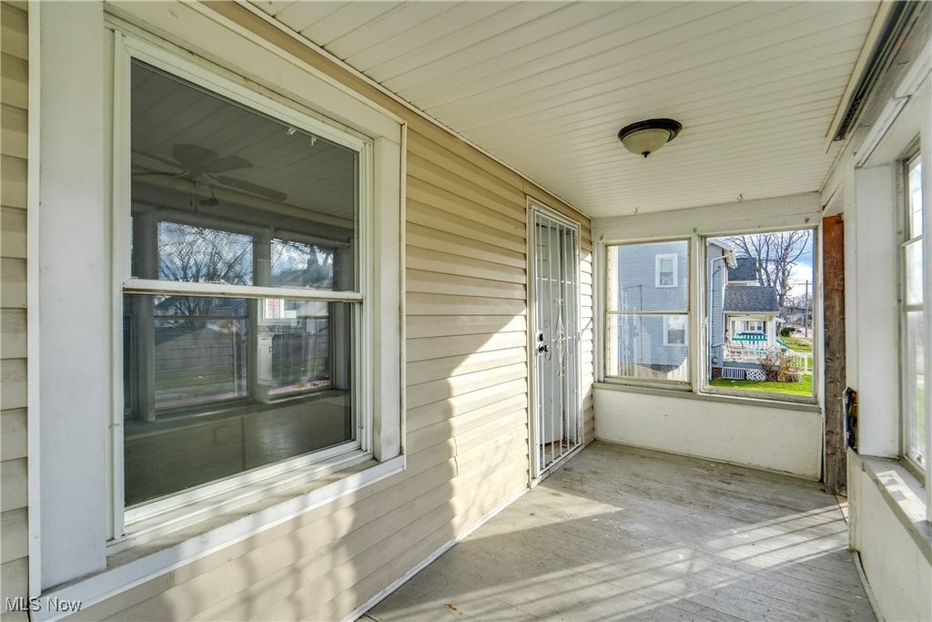 Photo of 1520 Bryan Avenue SW, Canton, OH 44706 (MLS # 5180929)