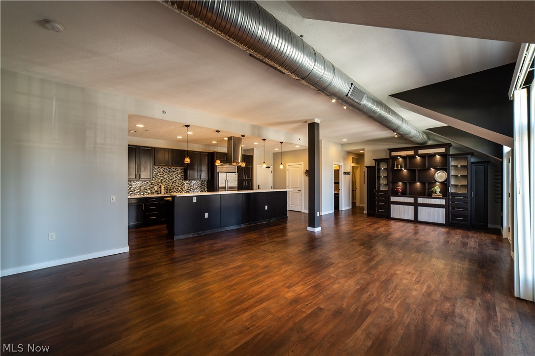 Village/Watermark Condo - Residential