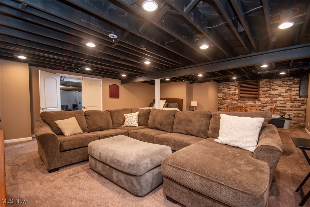 2614 Ardenwood Pl, Austintown, Ohio image 37