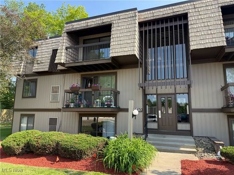 9510 Cove Drive C9 North Royalton OH 44133
