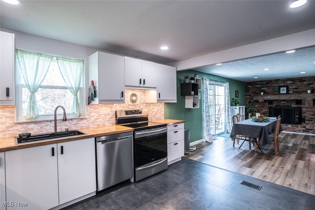 730 Brookledge Drive, Medina, Ohio image 11