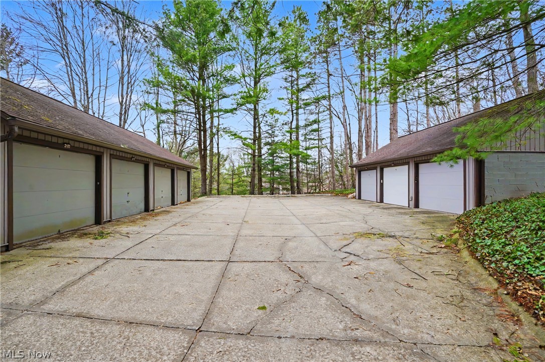 Pine Mill Ridge Condo - Residential