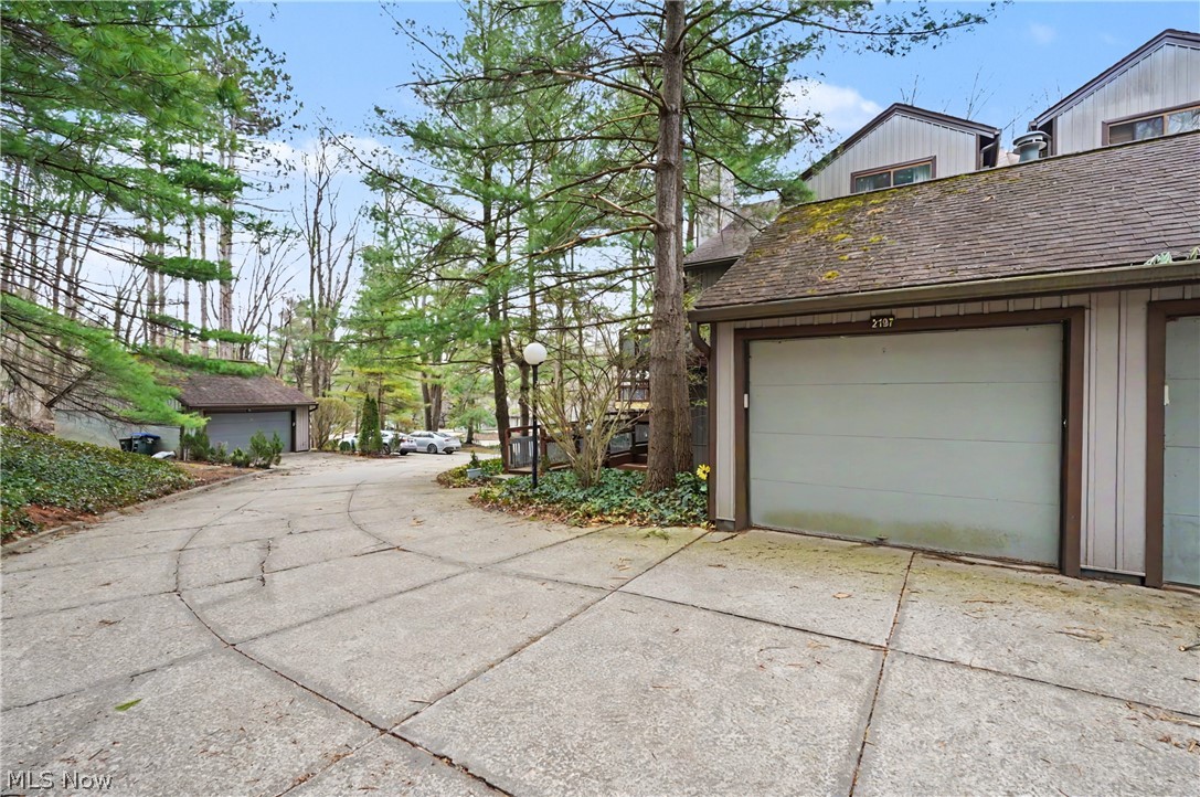 Pine Mill Ridge Condo - Residential