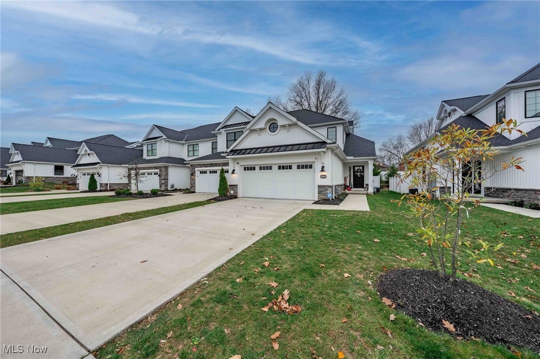 2842 Riviera Drive, Fairlawn, Ohio image 1