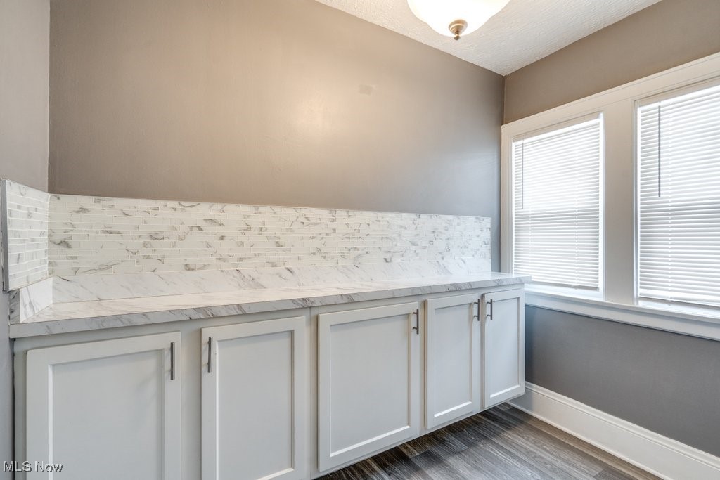 Sunset View 01 - Residential