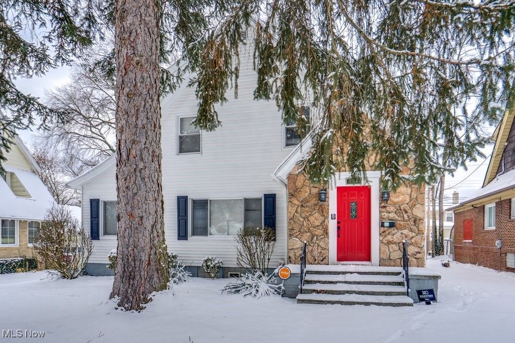 Photo of 450 Storer Avenue, Akron, OH 44320 (MLS # 5177780)