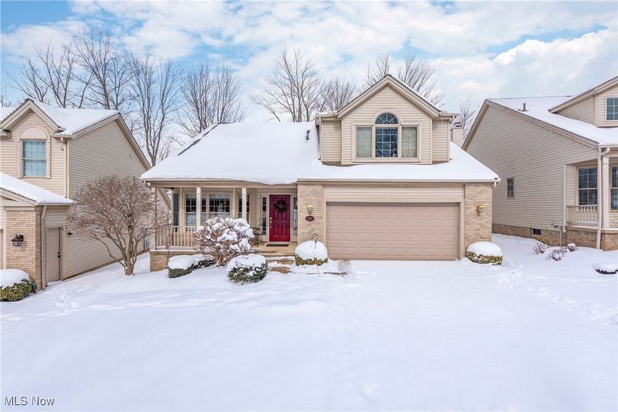 Meticulous Cluster Home in the desired Southampton Woods neighborhood is certain to impress.  Open floor plan compliments today's living.  Living and dining rooms with vaulted ceiling and gas fireplace.  Spacious eat in kitchen offers Corian countertops, stainless steel appliances, 2 skylights, plenty of cabinet space, pantry and vaulted ceiling.  1st floor laundry room.  1st floor primary bedroom includes vaulted ceiling, 2 walk in closets and private full bath with soaking tub and zero entry shower.  Additional 1st floor bedroom with good size closet... or great home office / den.  Upstairs includes a 3rd large bedroom with vaulted ceiling, full bath and 2 closets... 1 walk in closet.  Large walk in attic and full basement provide loads of storage.  Great location.  Call agent today.