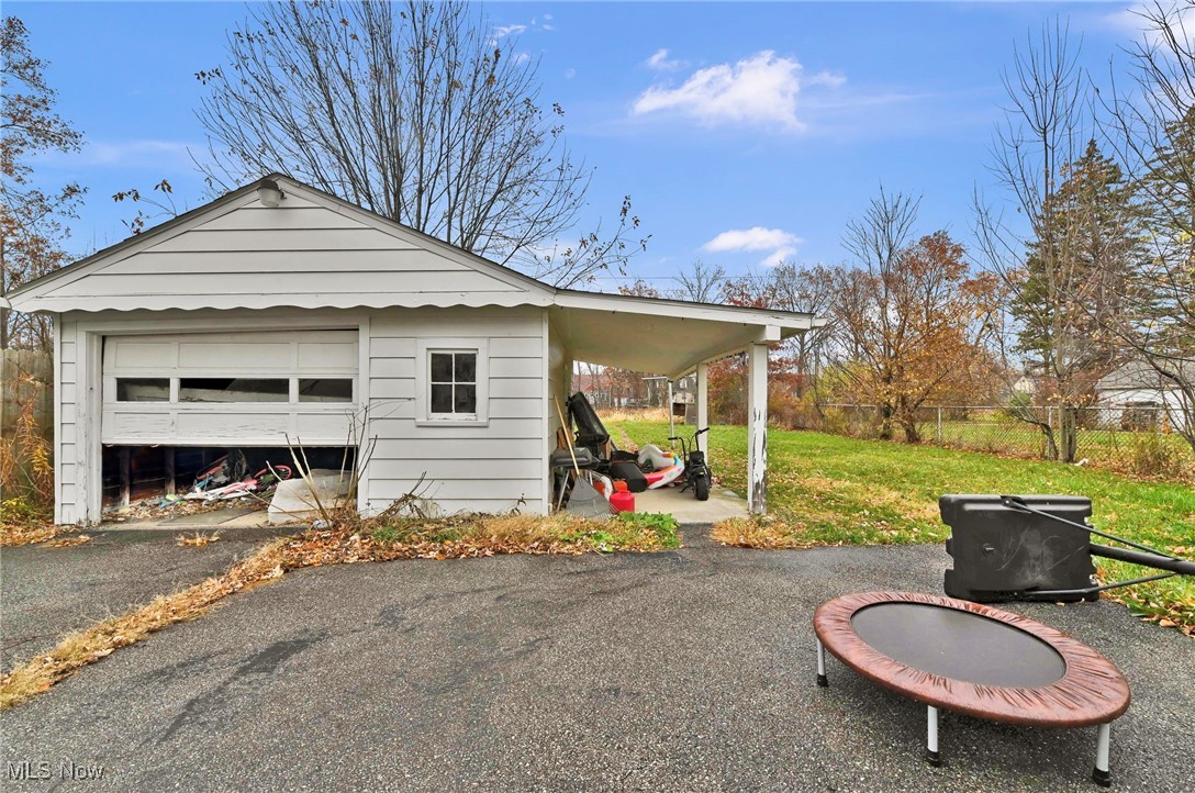 Oakwood Dev Co Sub - Residential