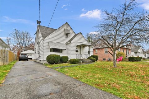 1863 E 37th Street, Lorain, OH 44055 - #: 5180136