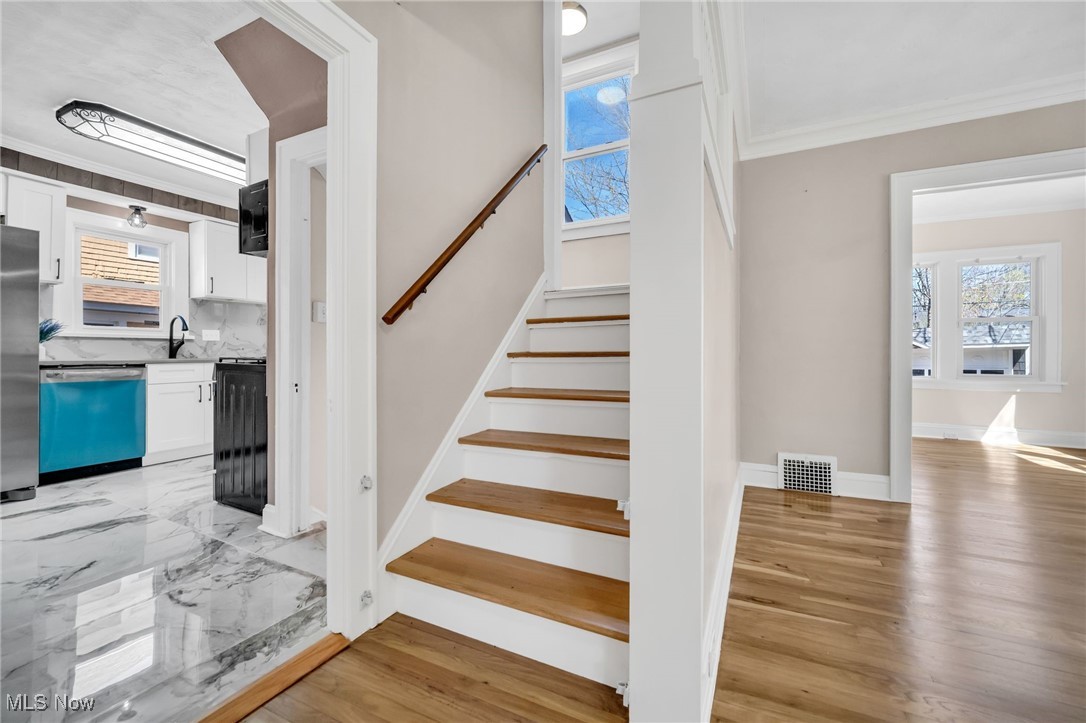 3235 Redwood Road, Cleveland Heights, Ohio image 24