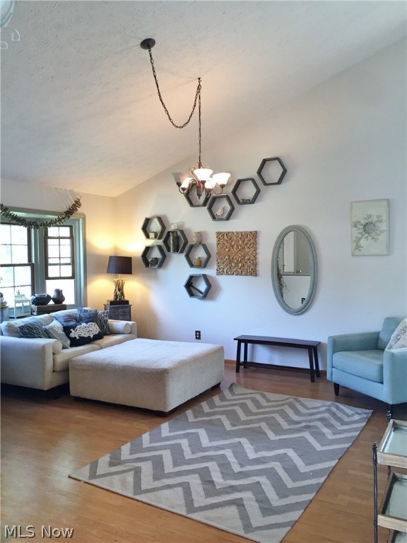 Homestead Vineyards 04 - Residential