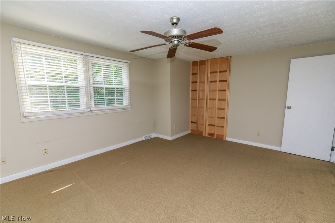 Huntington Park Condo - Residential