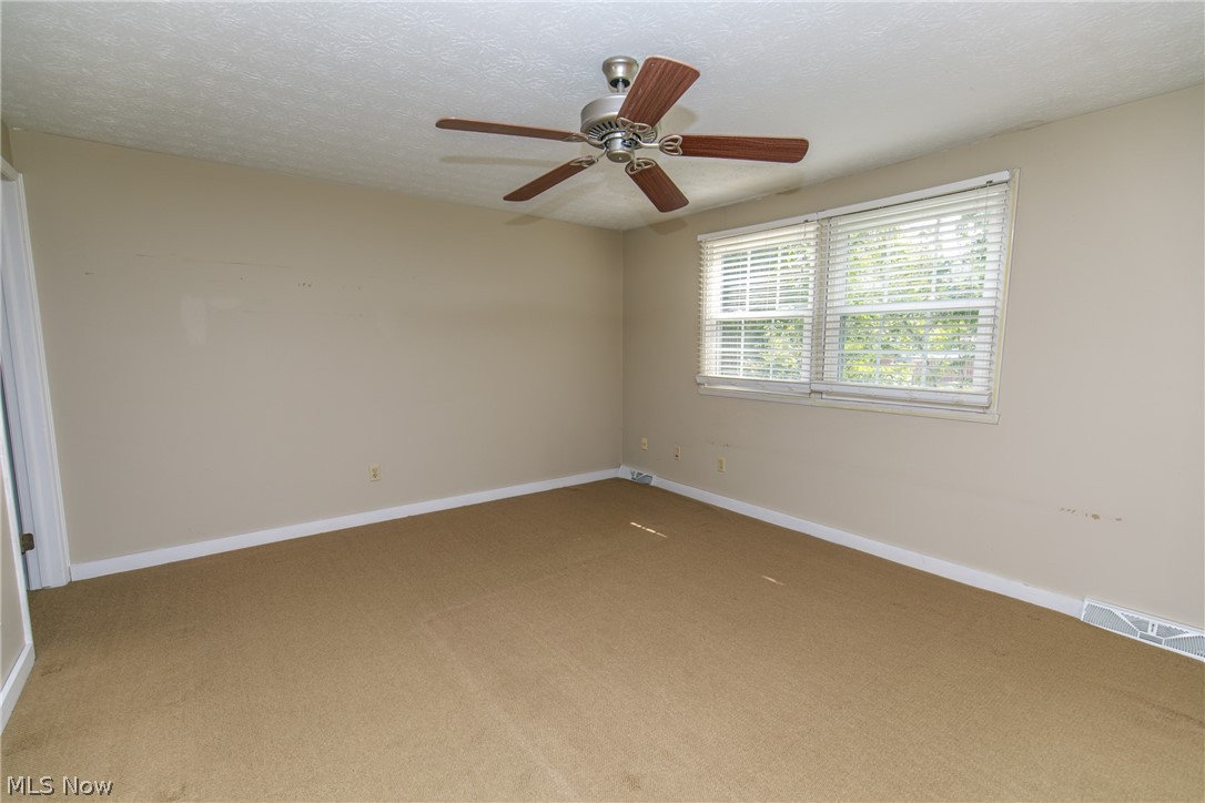 Huntington Park Condo - Residential