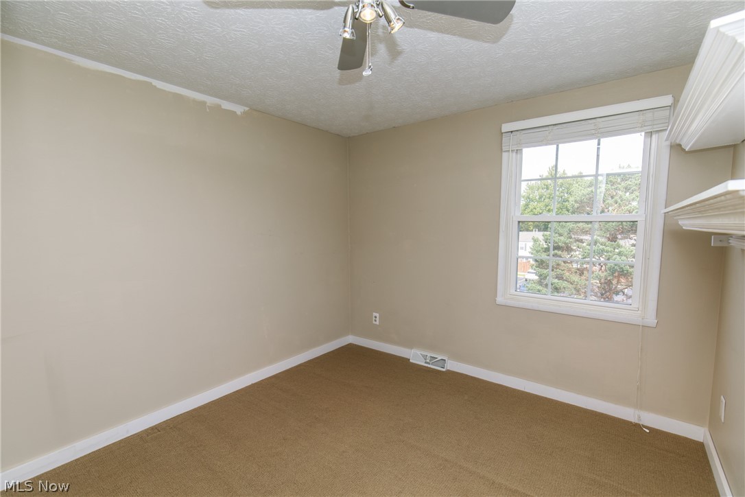 Huntington Park Condo - Residential