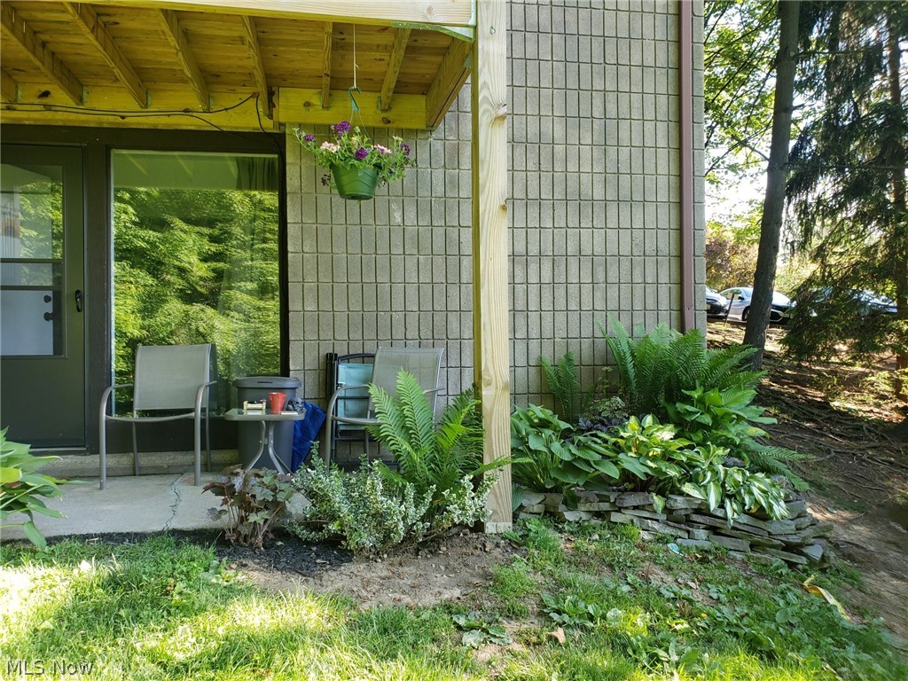 Timber Top Condo - Residential