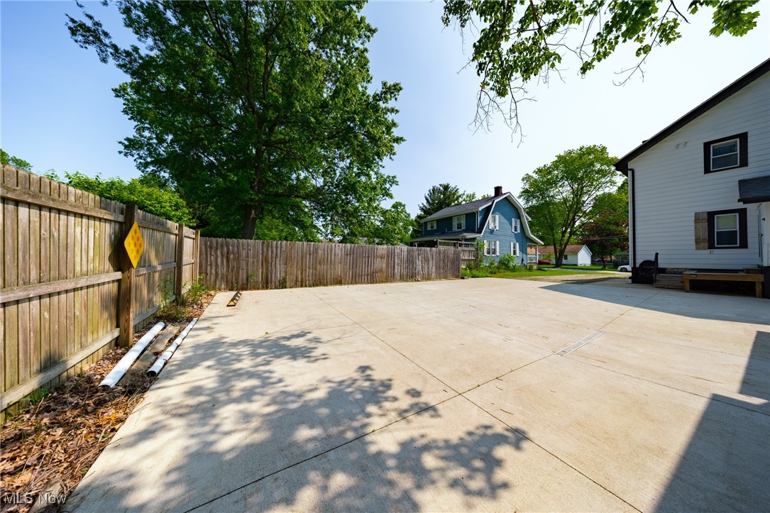 Stow Little Farms - Residential